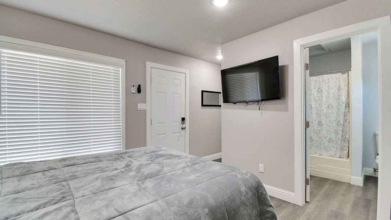 Photo of Bedroom in Olivehurst