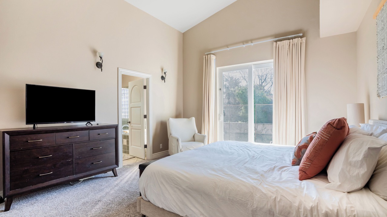 Photo of Bedroom in Davis