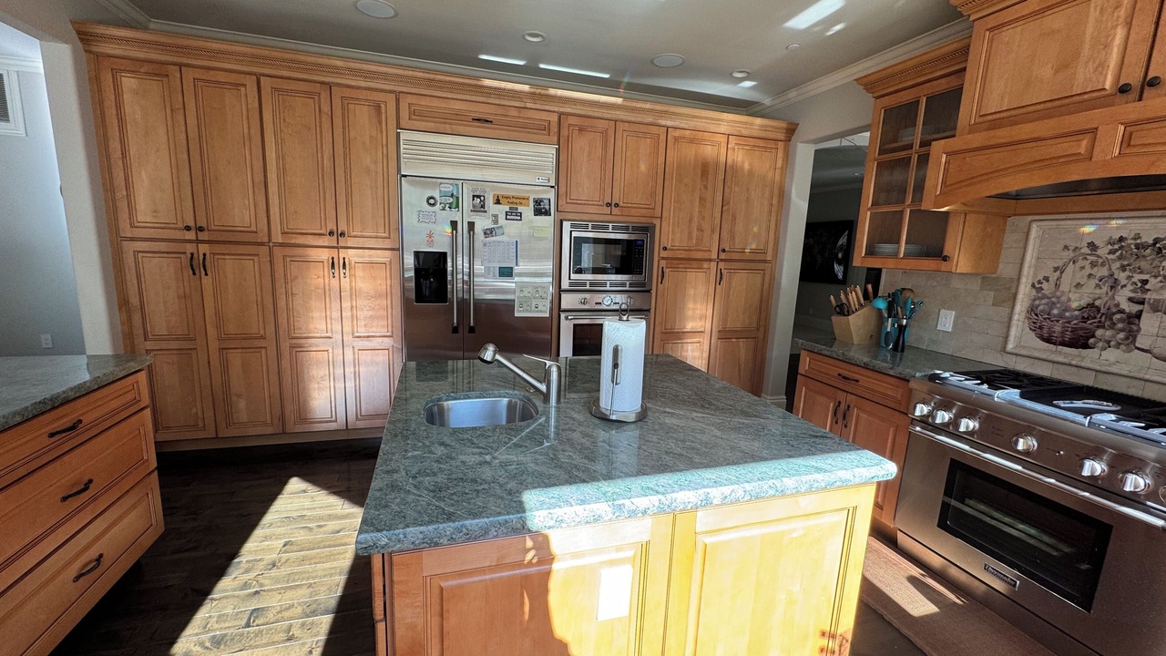 Photo of Kitchen in Lucas Valley-Marinwood