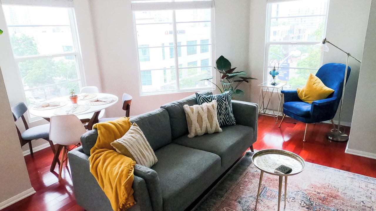 Photo of Livingroom in Little Italy