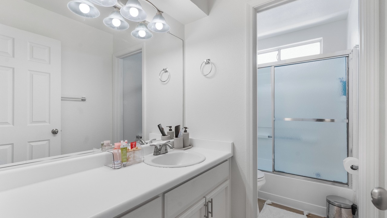 Photo of Bathroom in Southwestern Sacramento