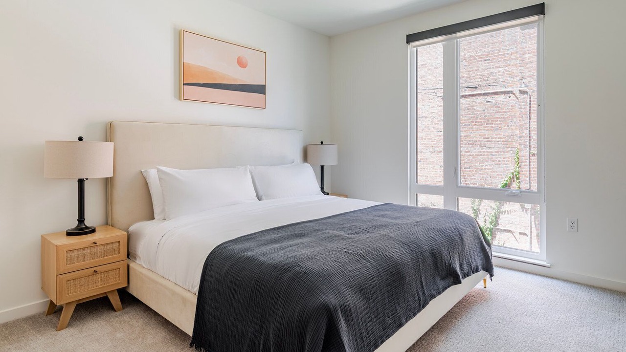 Photo of Bedroom in Alameda