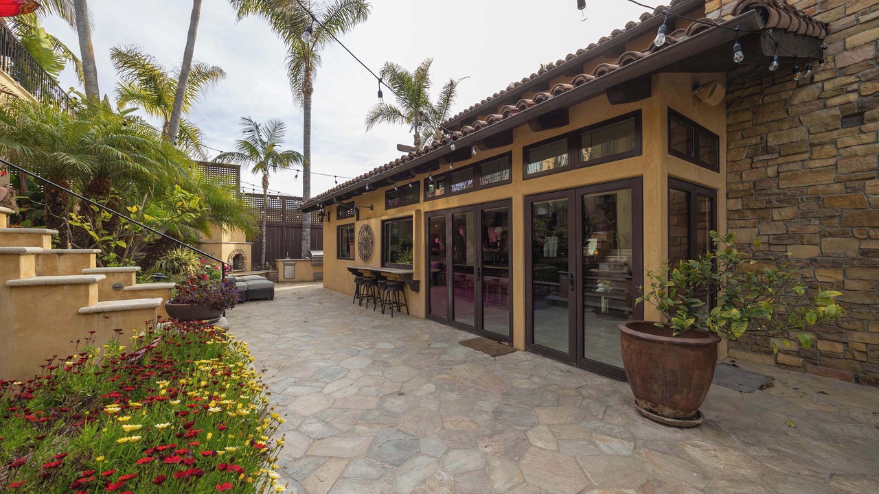 Photo of Patio Balcony in Sunset Cliffs