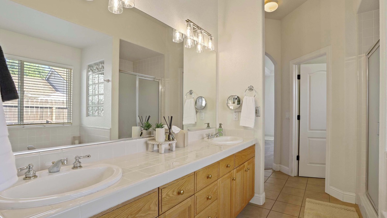 Photo of Bathroom in Walnut Grove