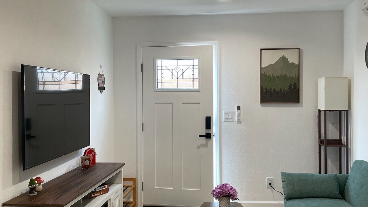 Photo of Livingroom in North San Jose