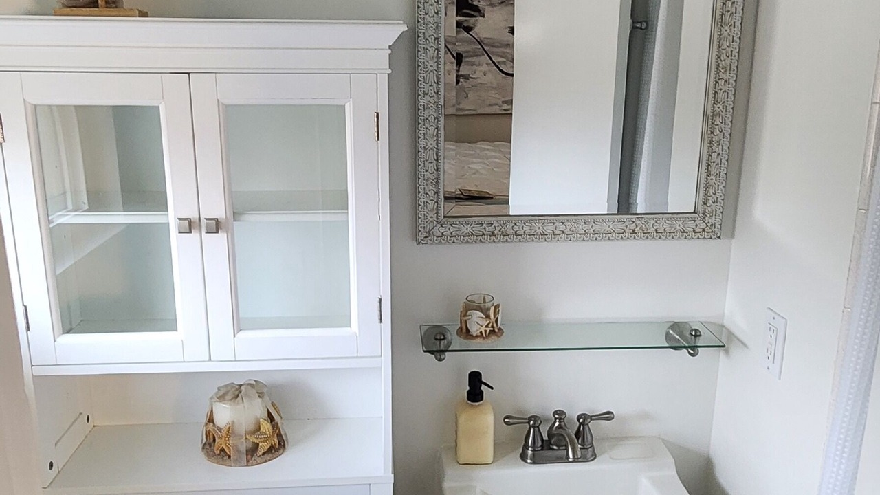 Photo of Bathroom in Canoga Park