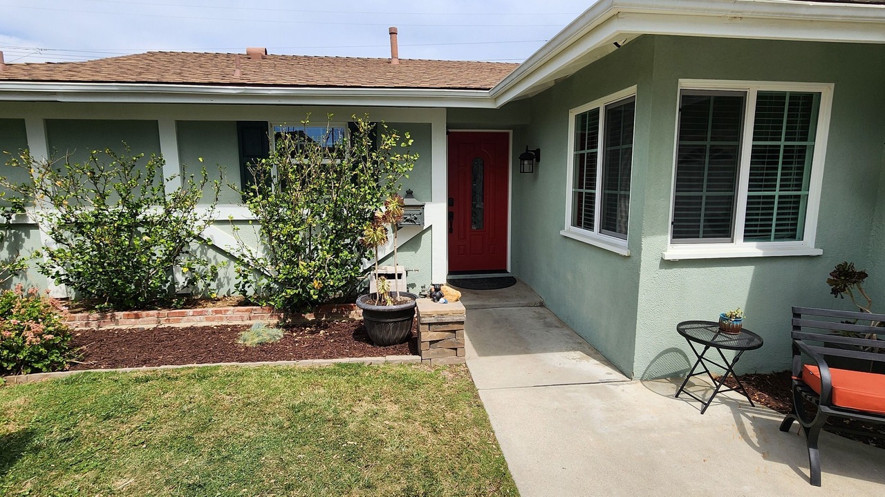 Photo of Outdoor in Canoga Park