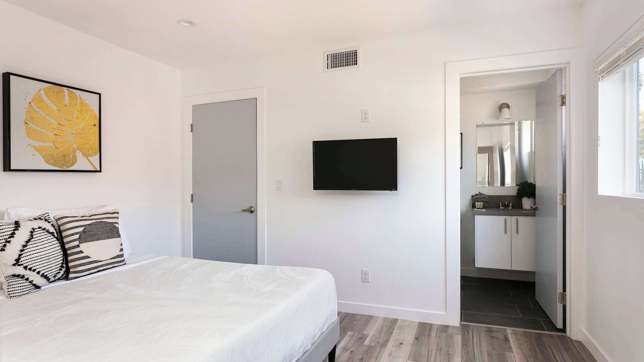 Photo of Bedroom in Westlake