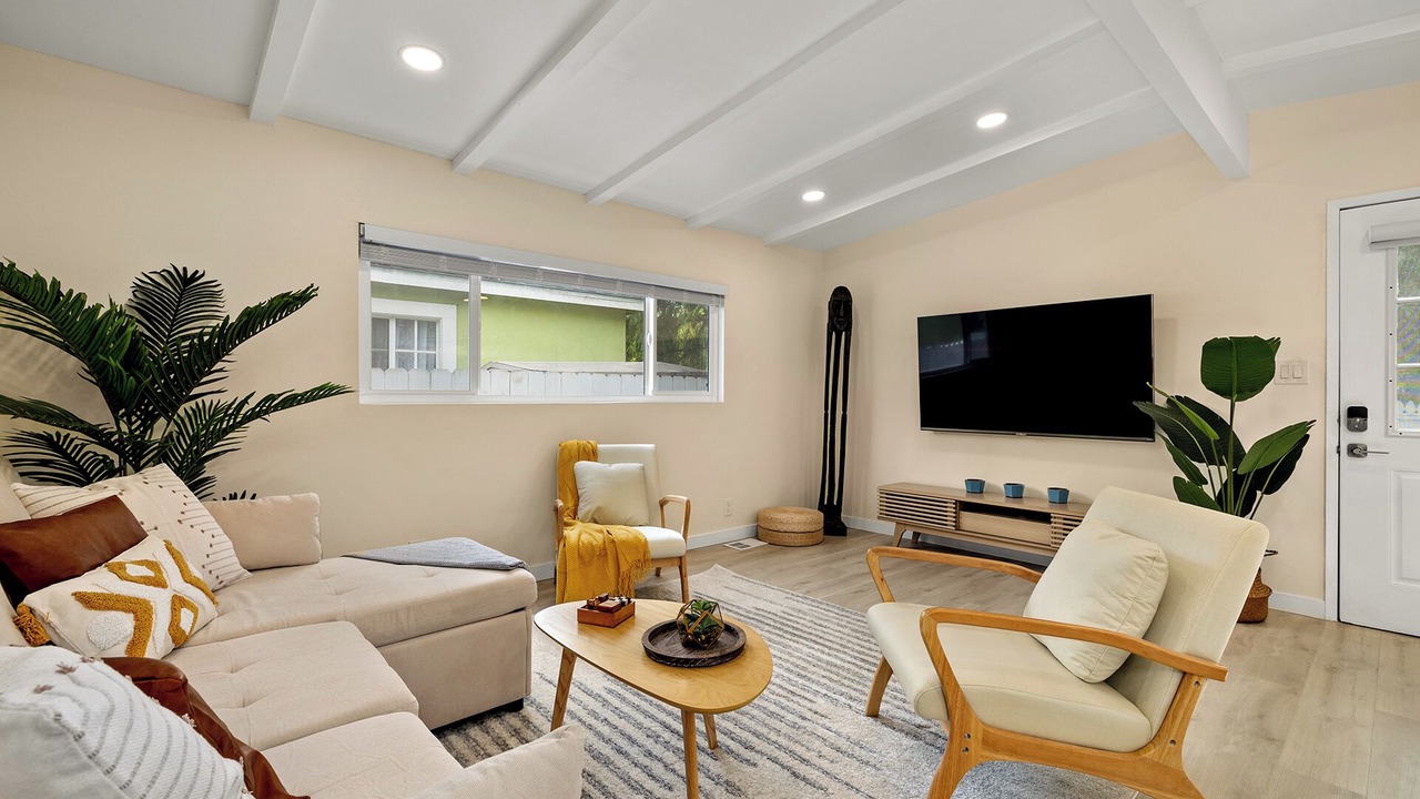 Photo of Livingroom in Marina del Rey