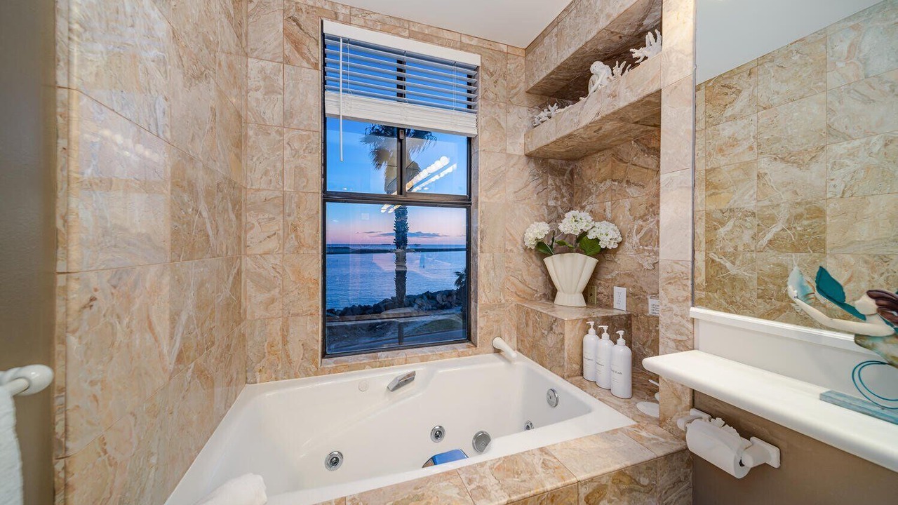 Photo of Bathroom in South Mission Beach