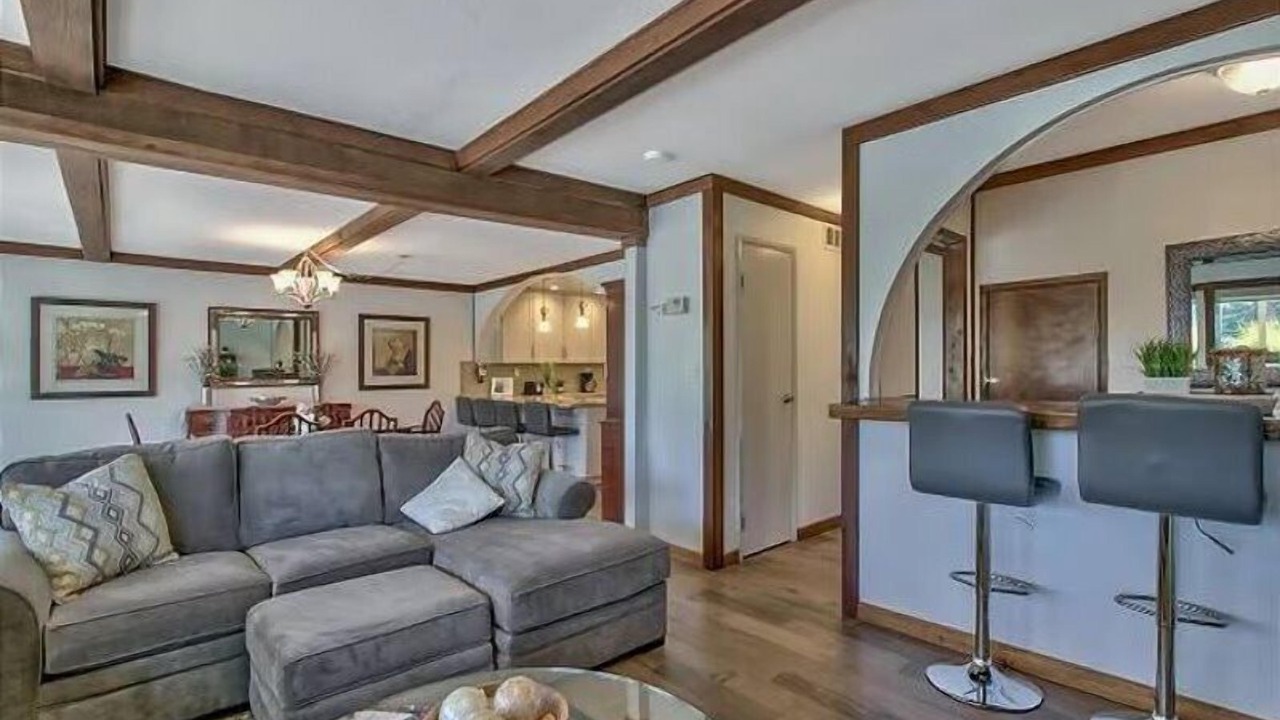 Photo of Livingroom in Tahoe Keys