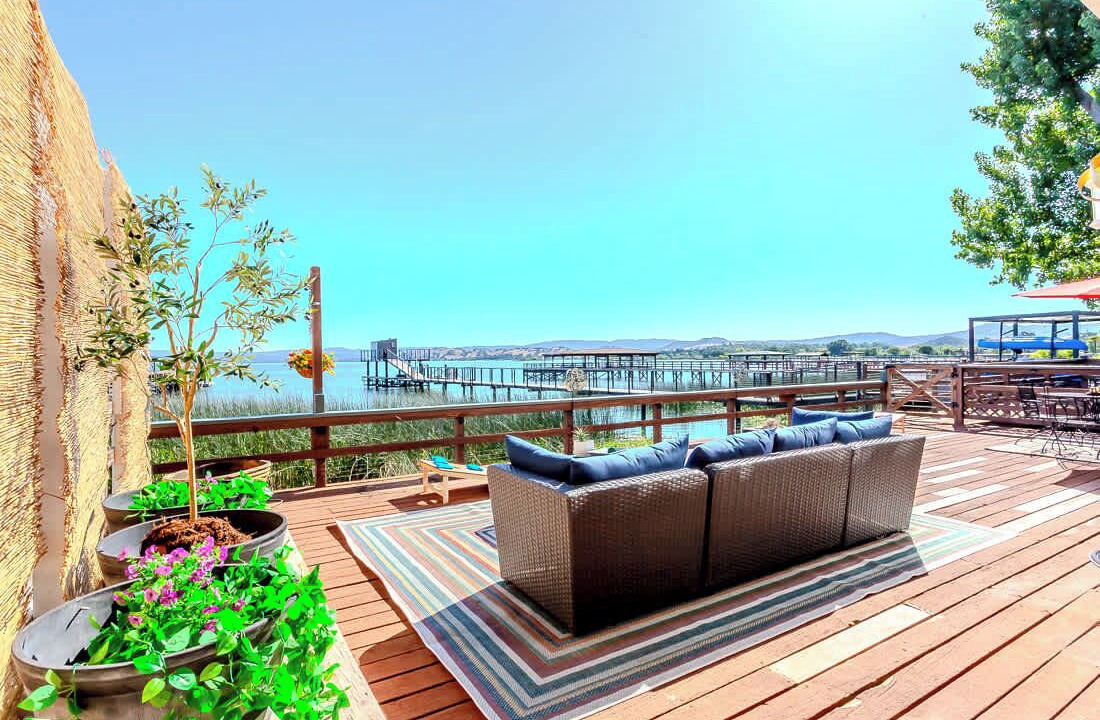 Photo of Patio Balcony in Upper Lake
