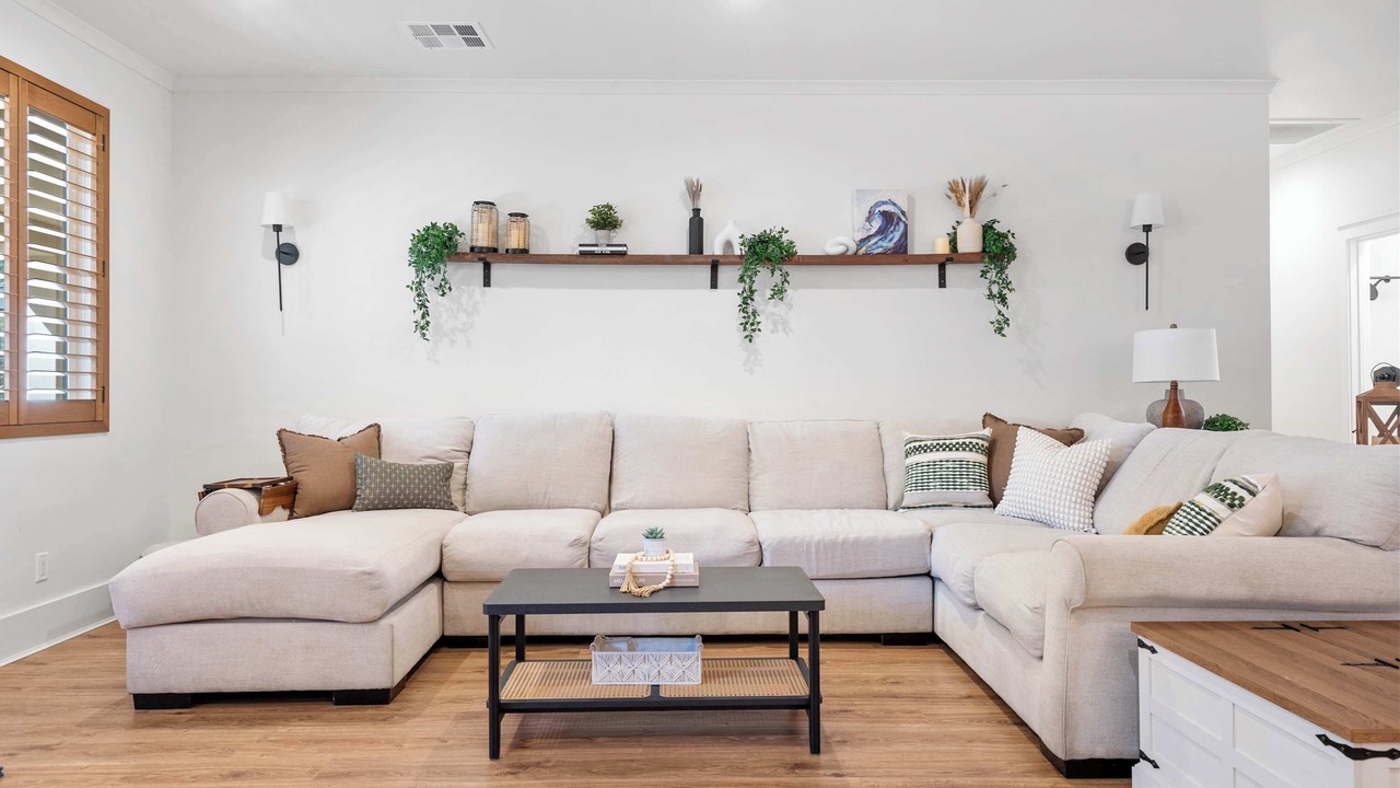 Photo of Livingroom in Country Club