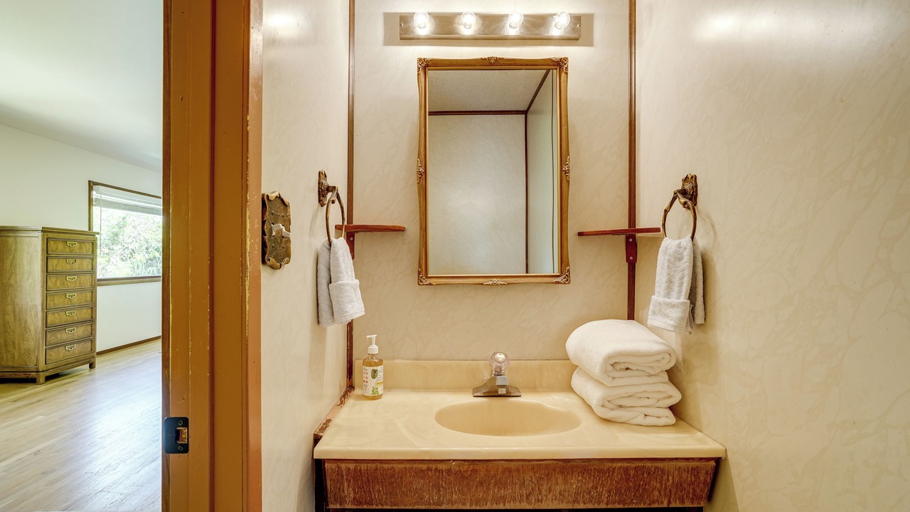 Photo of Bathroom in Pinole