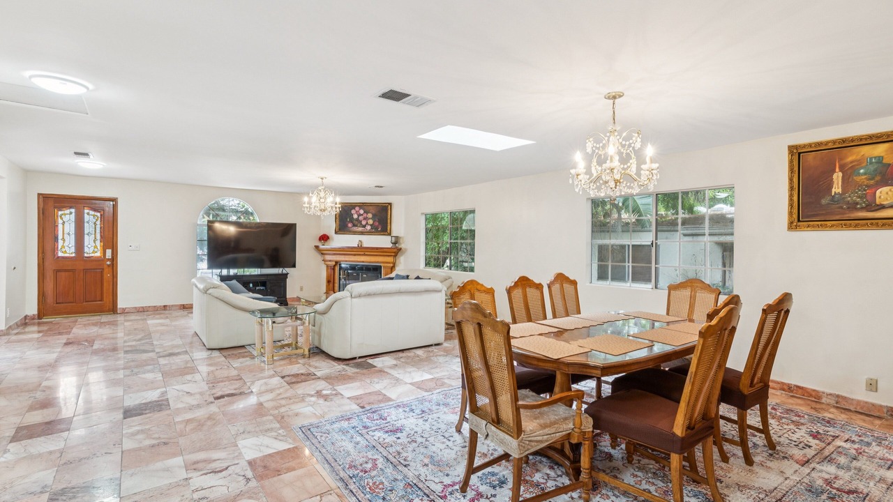 Photo of Bedroom in Los Feliz