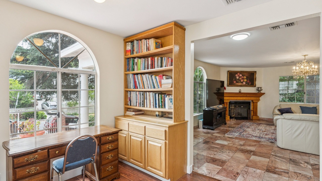 Photo of Bedroom in Los Feliz