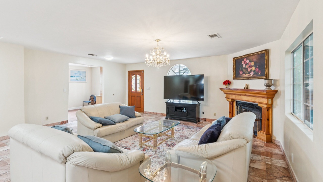 Photo of Bedroom in Los Feliz