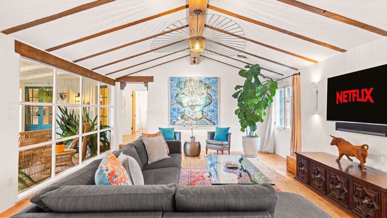 Photo of Livingroom in Talmadge