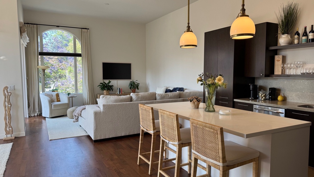 Photo of Livingroom in Lower State