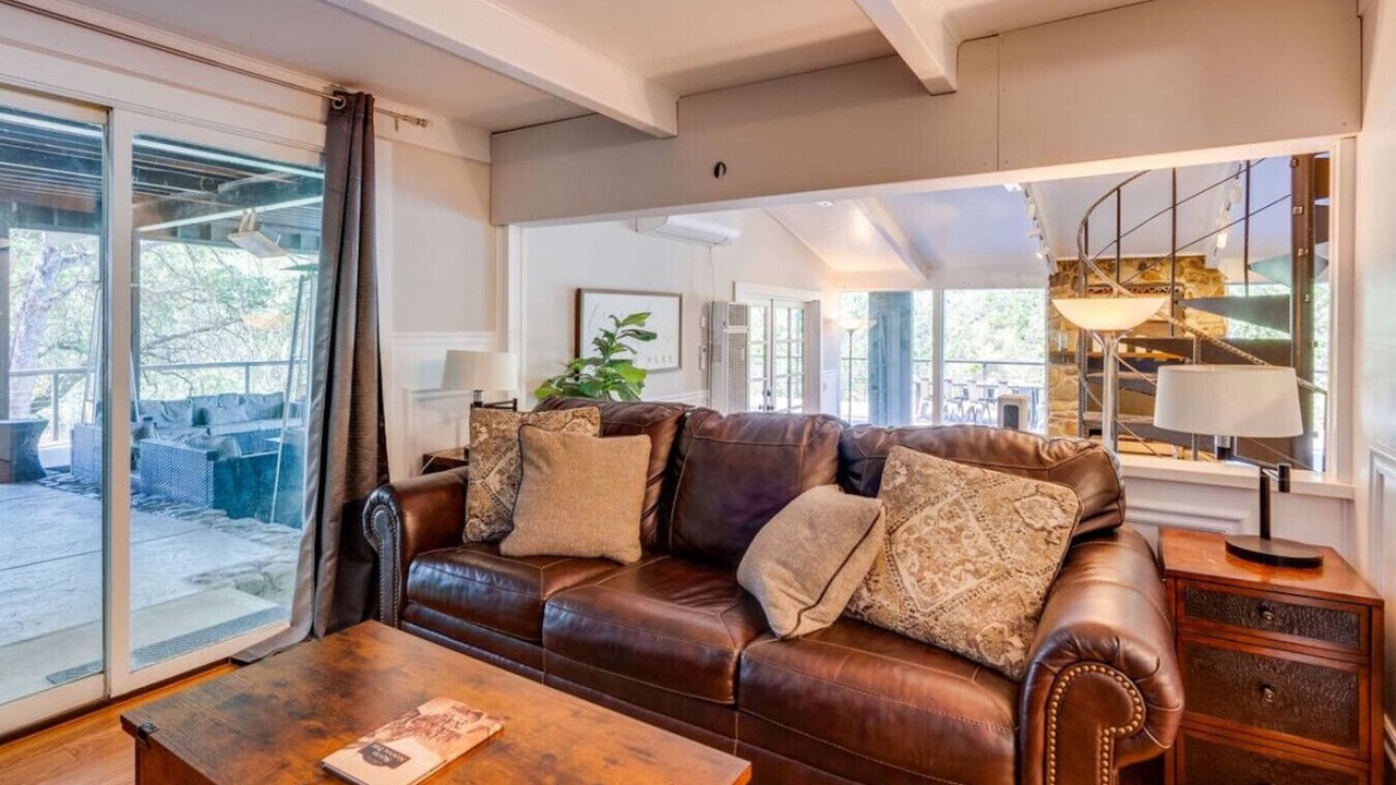 Photo of Livingroom in Kaweah