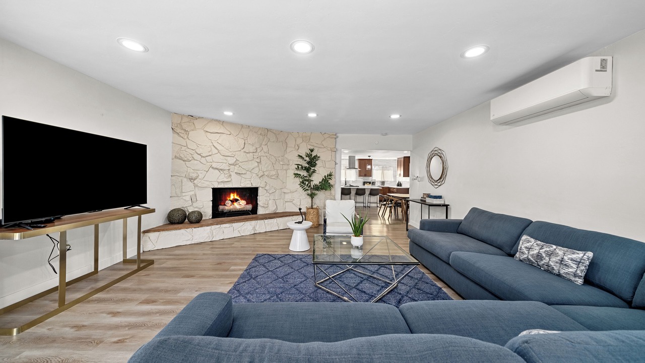 Photo of Livingroom in Lakeside