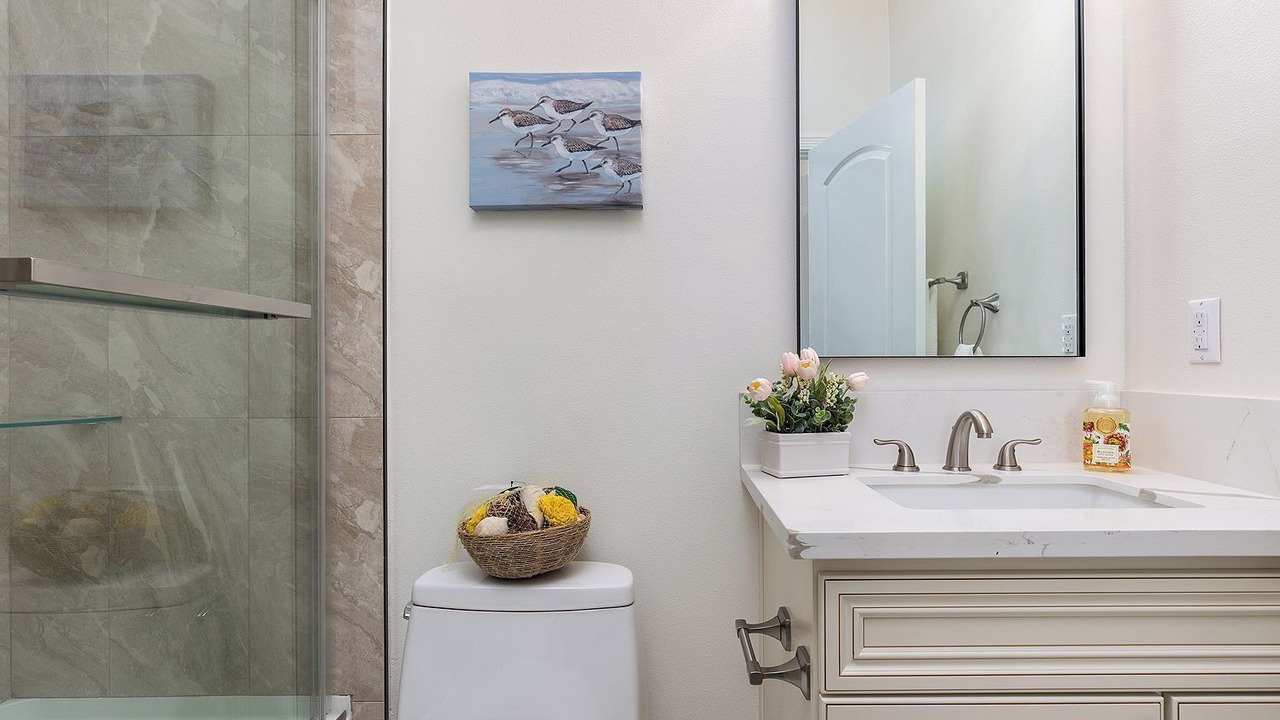 Photo of Bathroom in Mid Central
