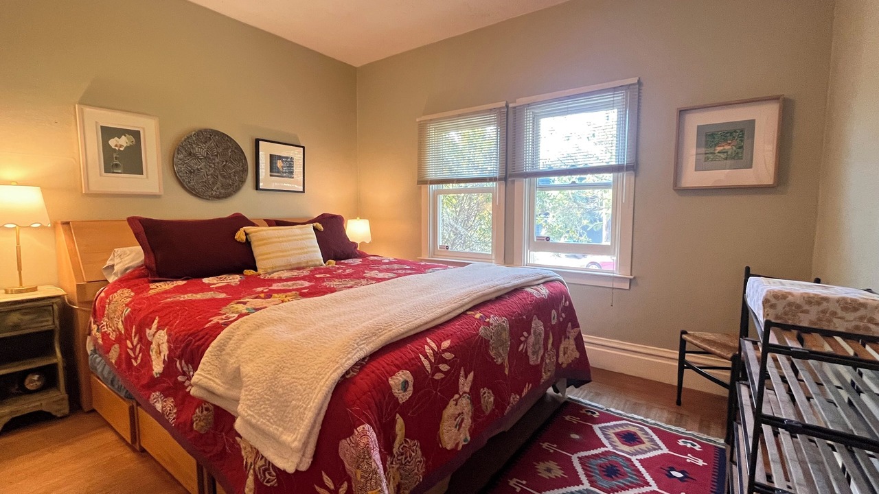Photo of Bedroom in Bushrod