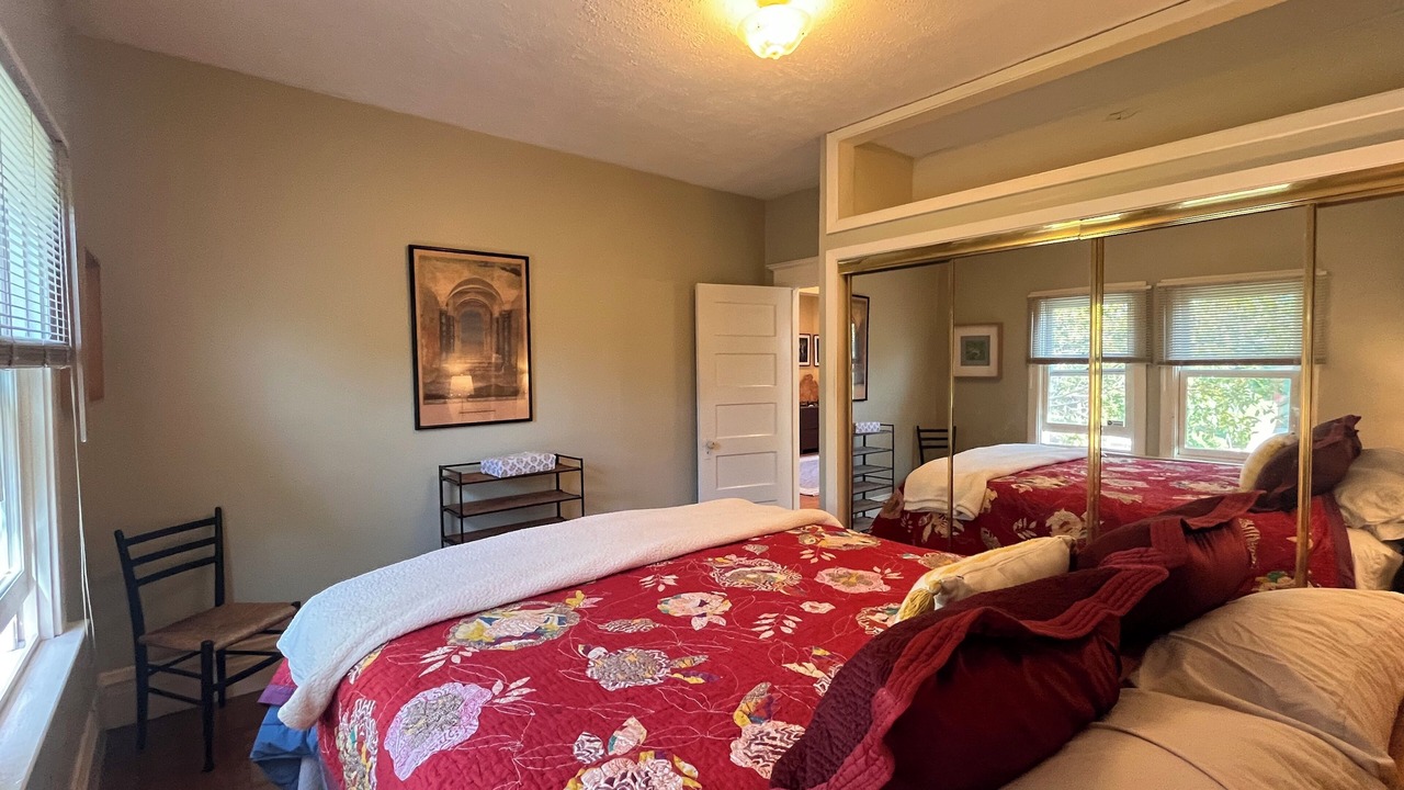 Photo of Bedroom in Bushrod