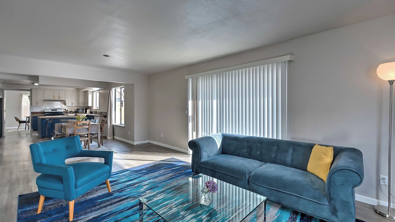 Photo of Livingroom in Sacramento