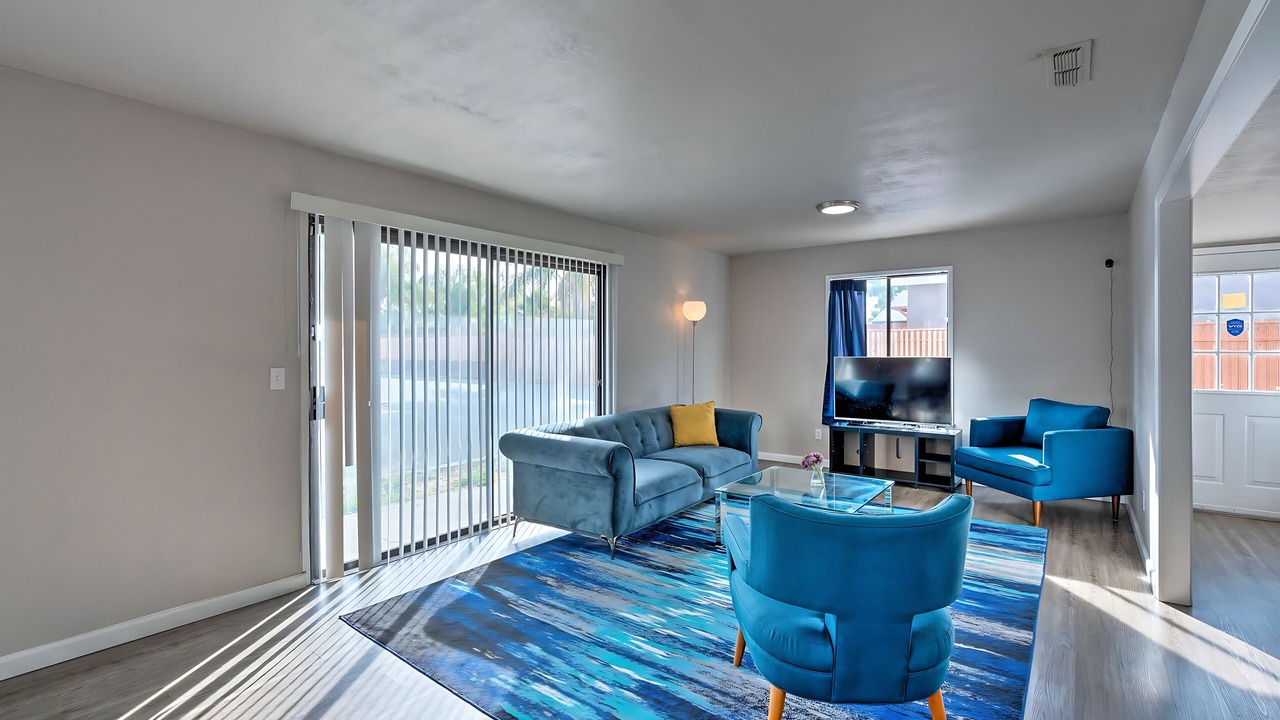 Photo of Livingroom in Sacramento