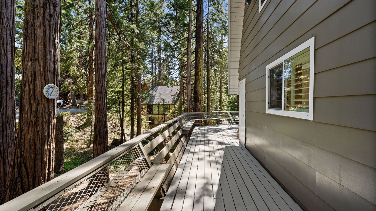 Photo of Patio Balcony in Sierra Cedars