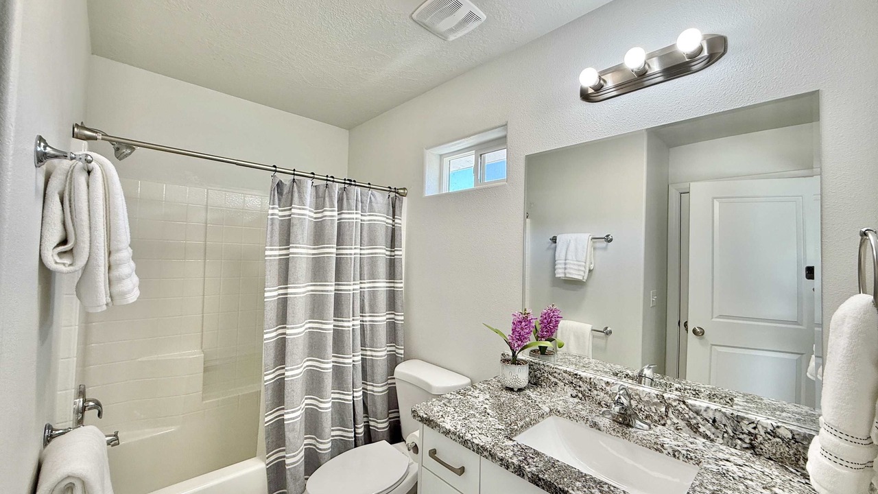 Photo of Bathroom in Glendale