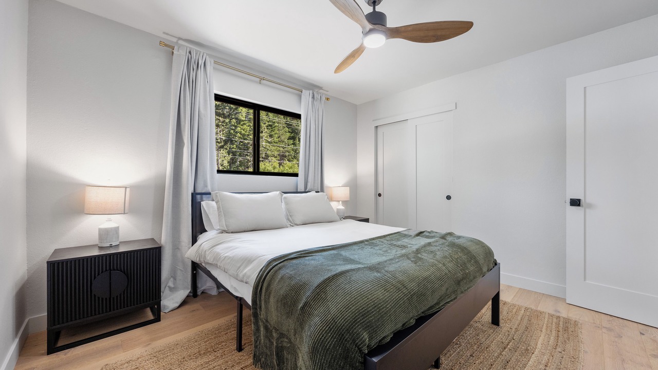 Photo of Bedroom in Mountain View Estates