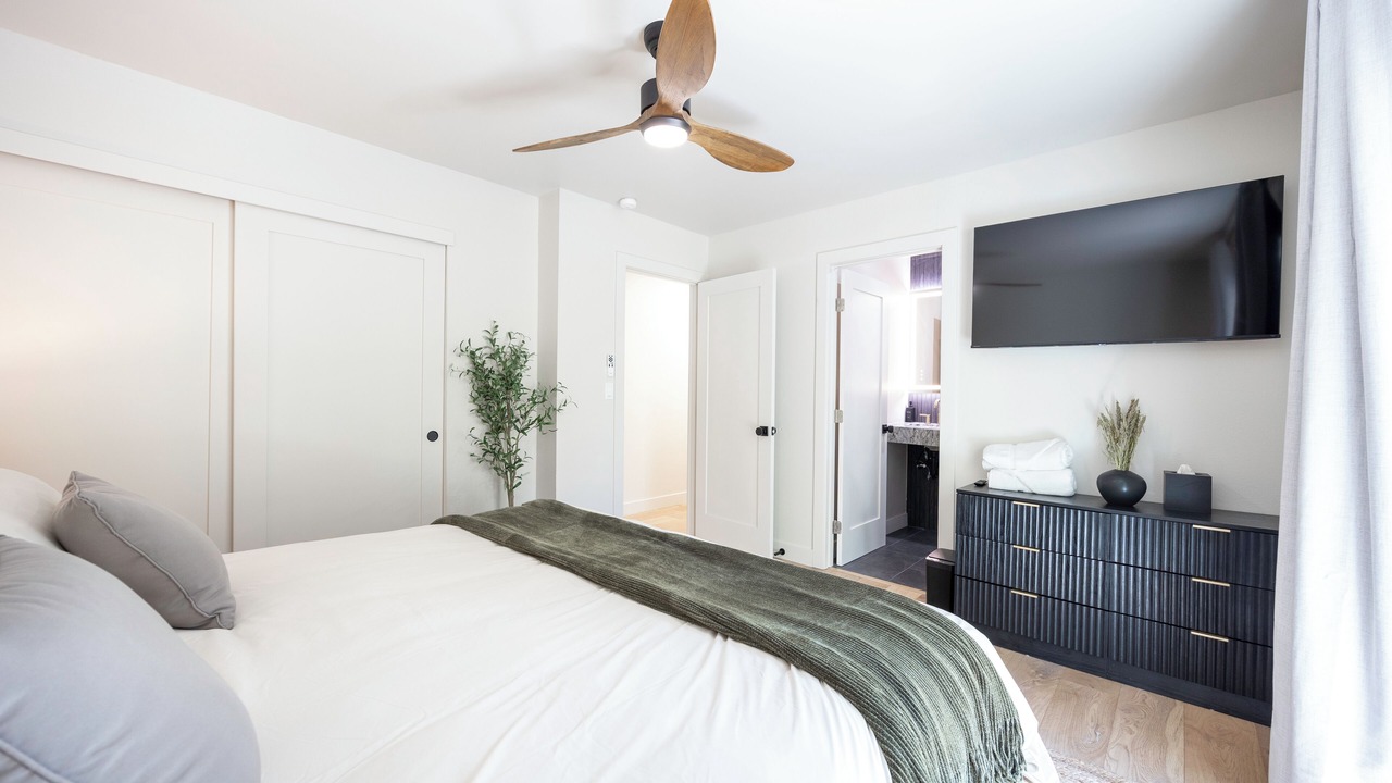Photo of Bedroom in Mountain View Estates