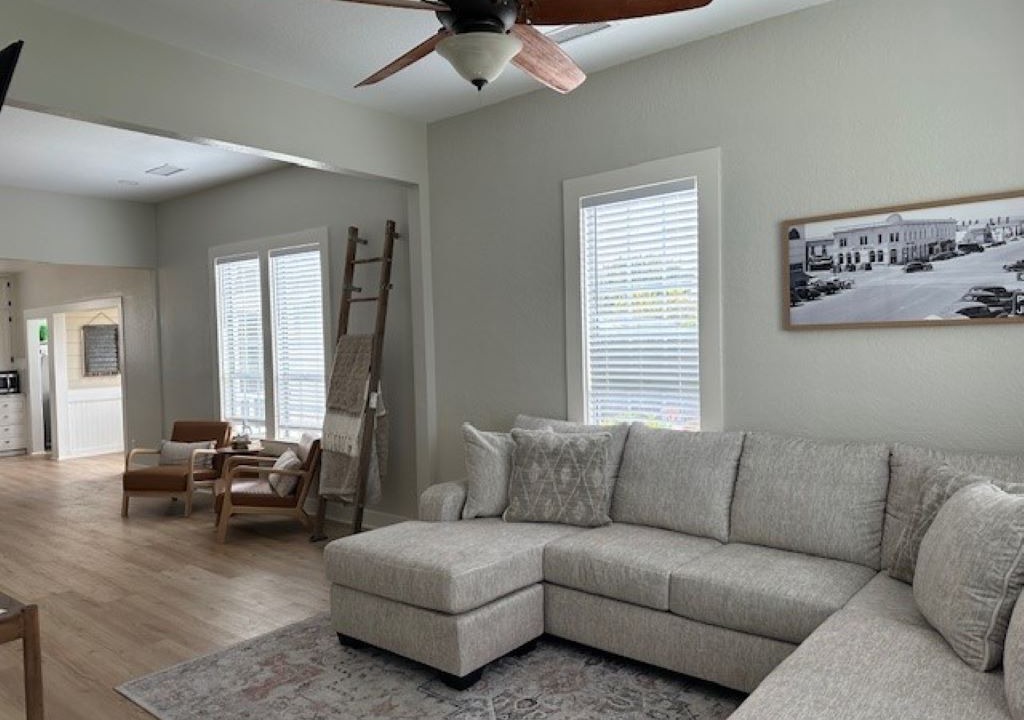 Photo of Livingroom in Lompoc