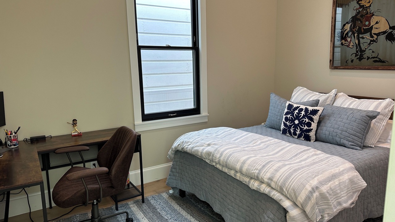 Photo of Bedroom in Pacific Heights