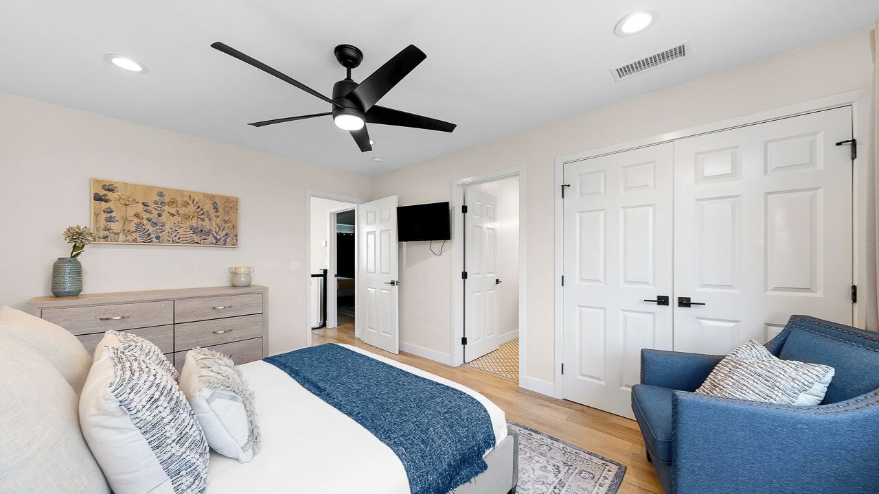 Photo of Bedroom in Sunset Cliffs