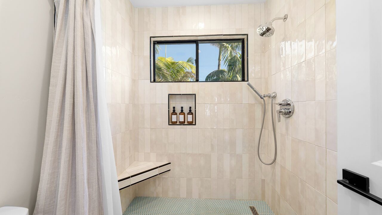 Photo of Bathroom in Sunset Cliffs