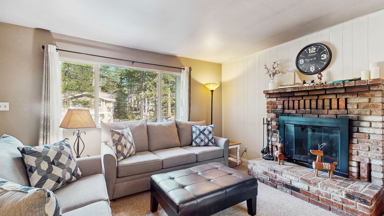 Photo of Livingroom in Tahoe Paradise