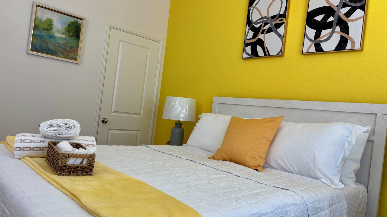 Photo of Bedroom in Victorville