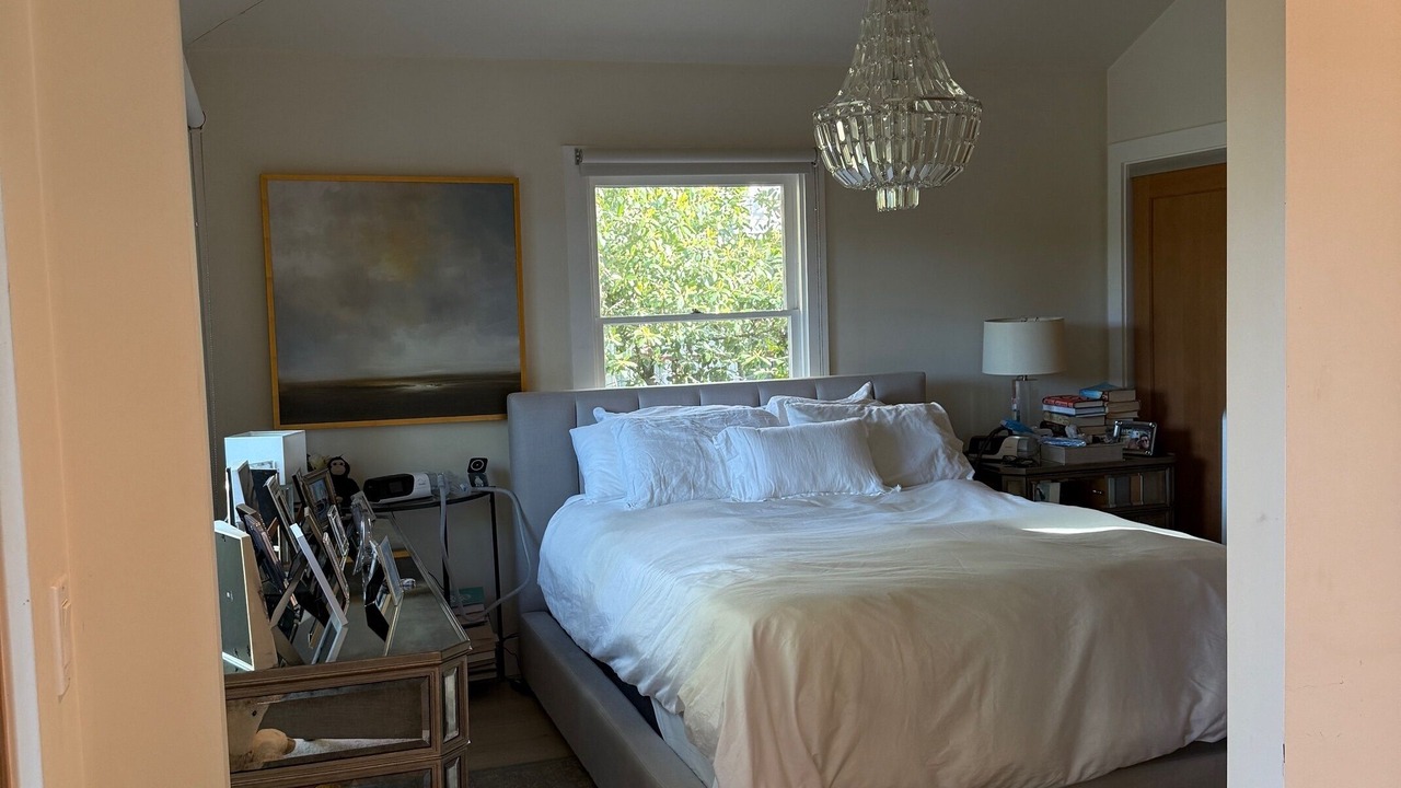 Photo of Bedroom in Oakville