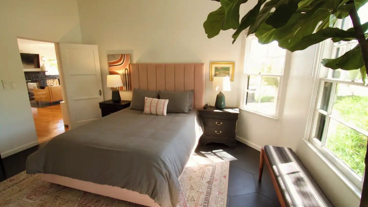 Photo of Bedroom in Pacific Beach