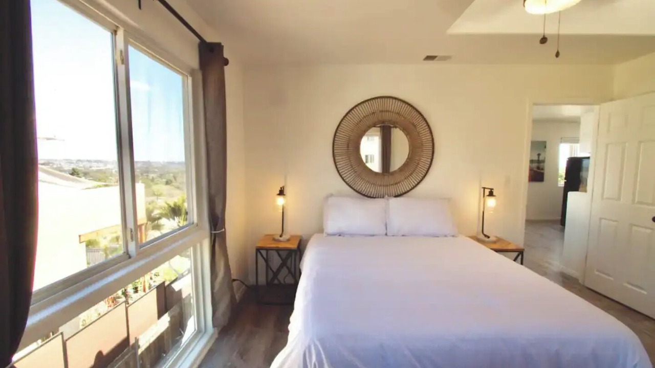 Photo of Bedroom in Pacific Beach