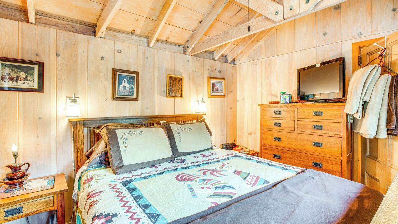 Photo of Bedroom in South Lake Tahoe