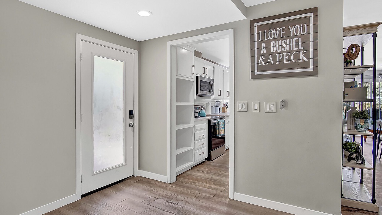 Photo of Kitchen in Circle Area