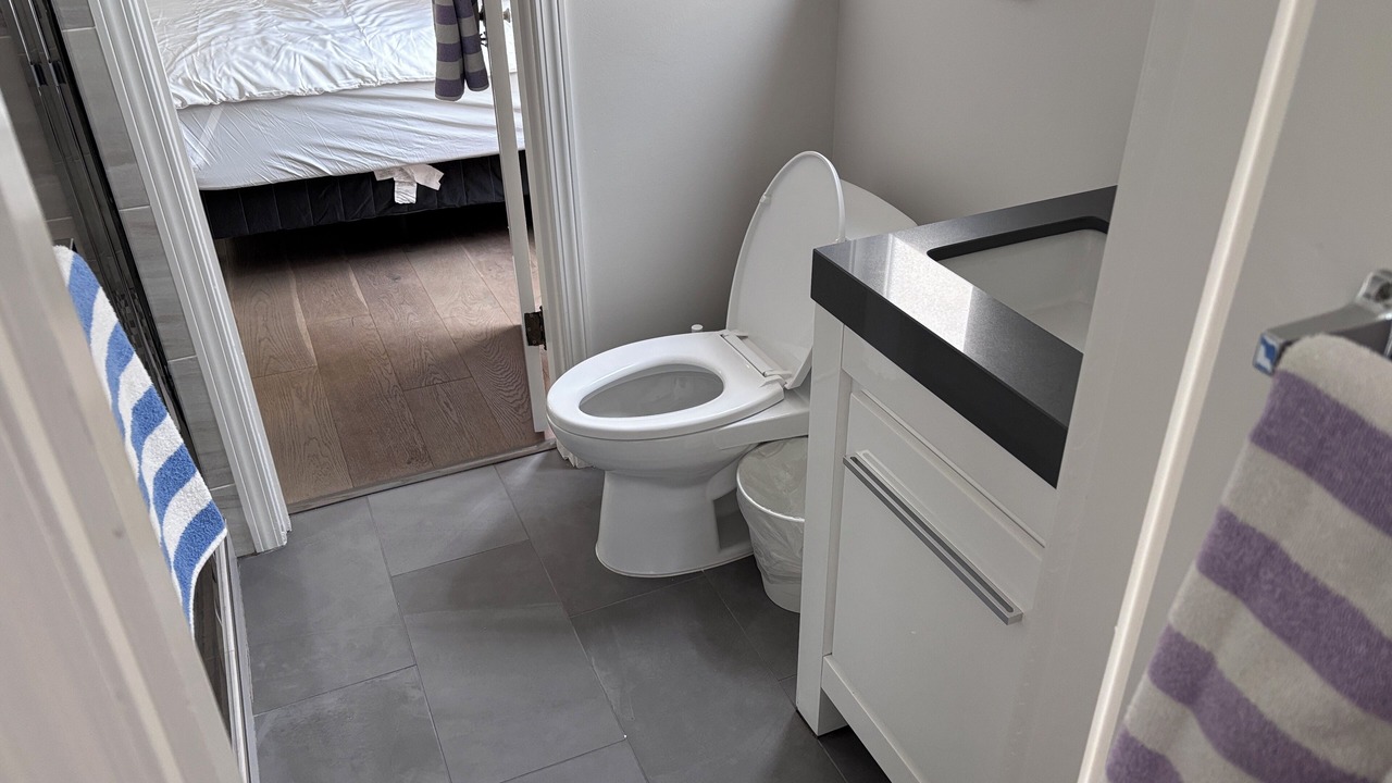 Photo of Bedroom in Burlingame
