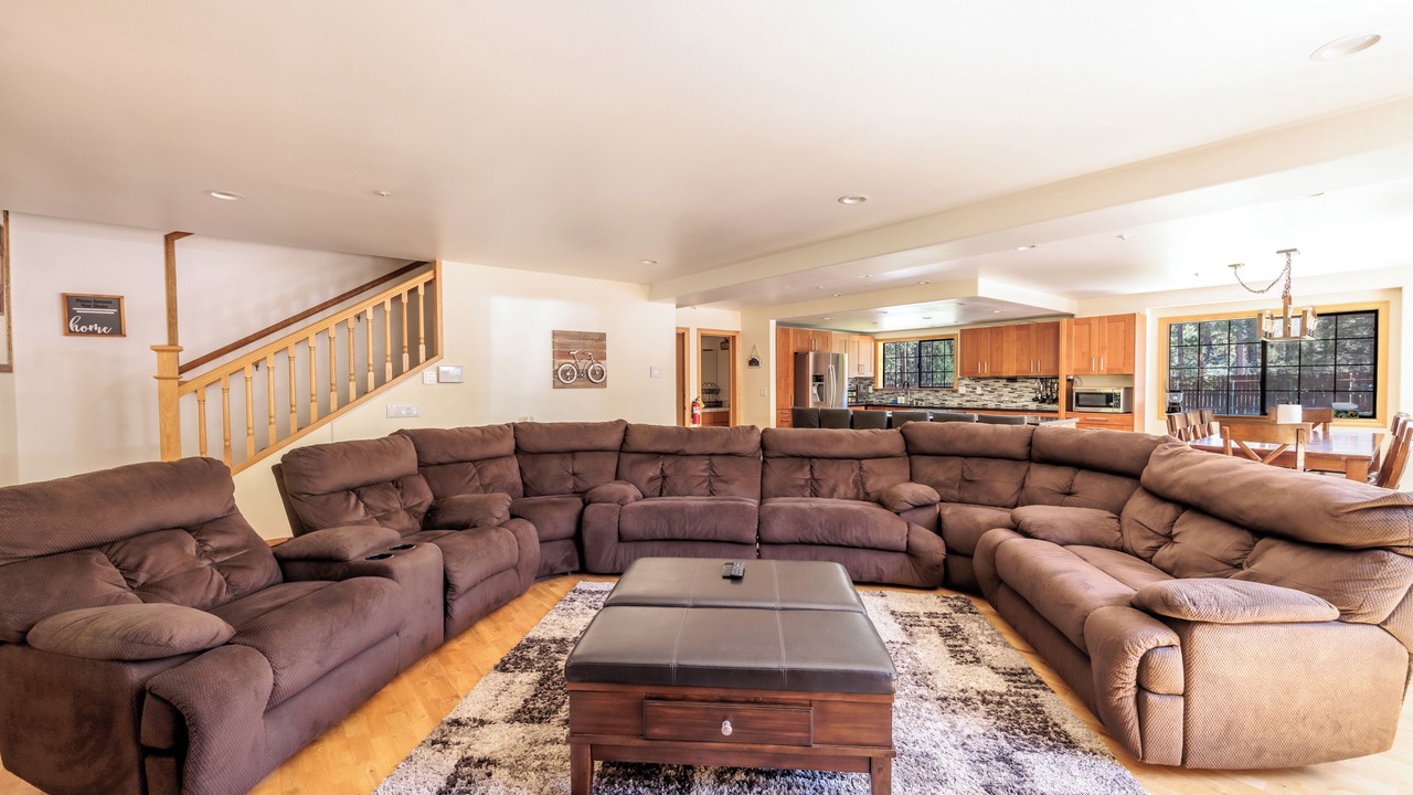 Photo of Livingroom in Big Bear