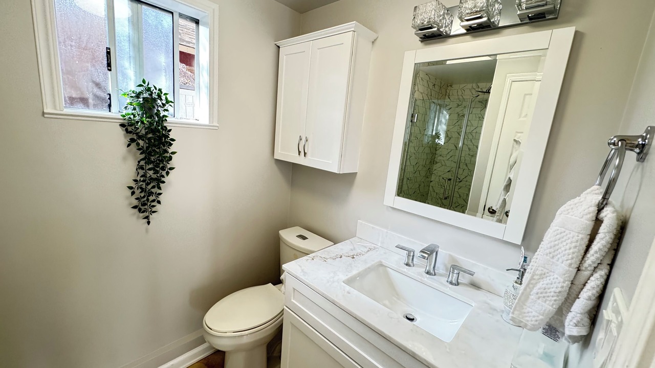 Photo of Bathroom in West Menlo Park