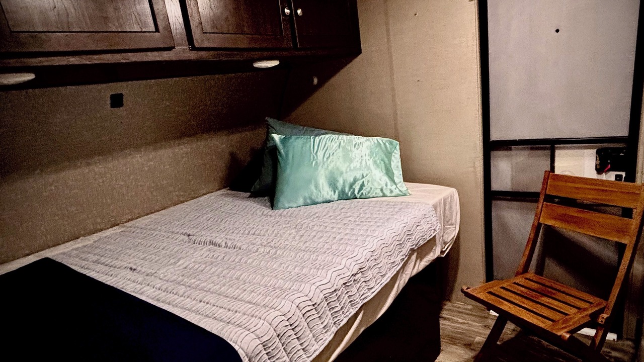 Photo of Bedroom in South Natomas