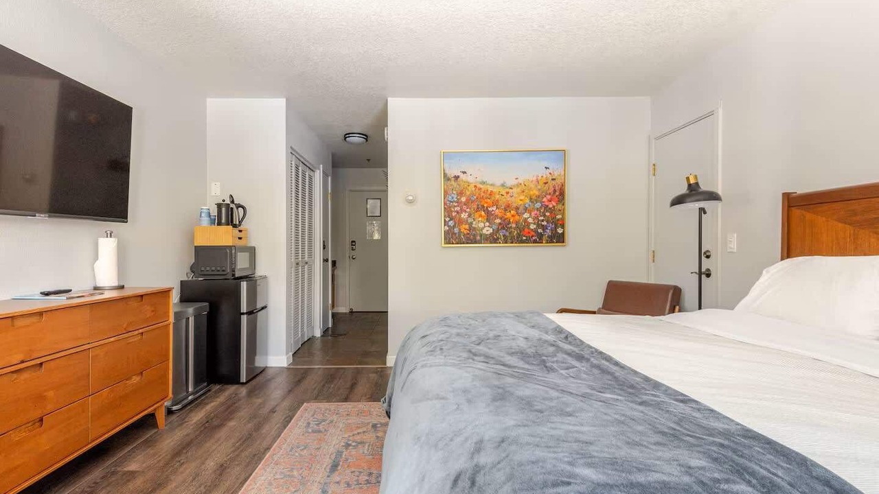 Photo of Bedroom in Kirkwood